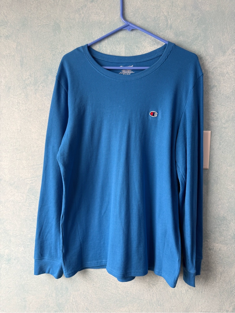 Champion Men’s Blue Ribbed Crewneck Knit Shirt